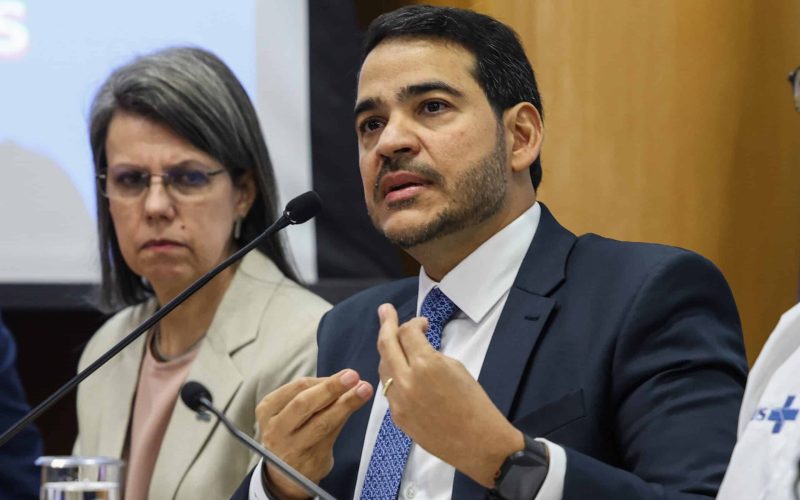 Messias declara que o aborto fere suas convicções religiosas e afirma que “a Constituição guiará nossos passos