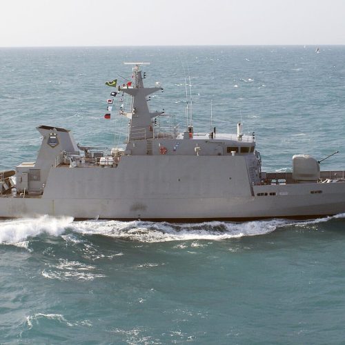 “A Marinha do Brasil apresenta seu mais novo navio-patrulha, elevando o poder marítimo do país”