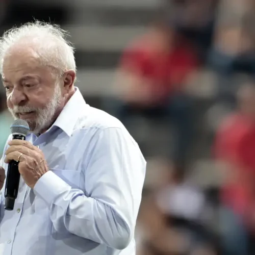 Lula afirma que guerra é problema de Trump, não dos brasileiros