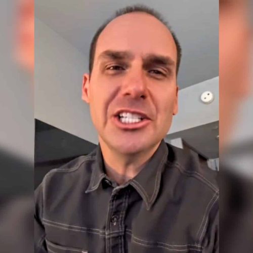 Eduardo Bolsonaro se torna um desafio para o PL, que considera sua exclusão da candidatura ao Senado