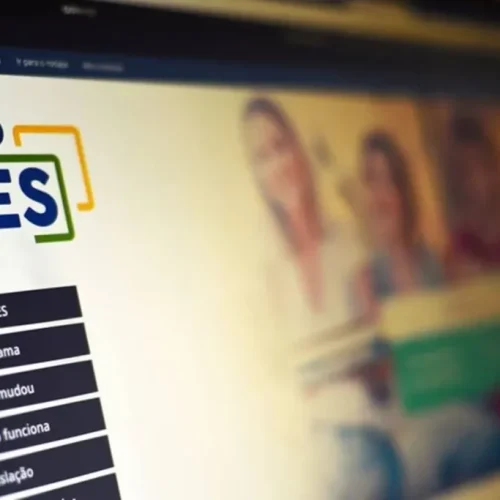 Governo apresenta Desenrola Fies e permite renegociação de dívidas com até 99% de desconto para mais de 1 milhão de alunos