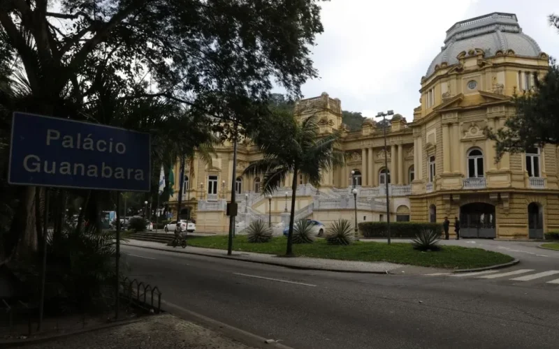 Rio de Janeiro se junta a iniciativa de redução da dívida pública com aprovação de Lula