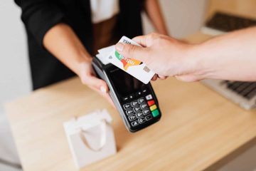 Trump apresenta justificativas enquanto Visa e Mastercard enfrentam pagamento de 38 bilhões de dólares por tarifas excessivas nos Estados Unidos