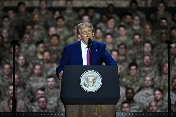 Trump busca parceria com Arábia Saudita para impulsionar tecnologia nuclear, alterando dinâmicas no Oriente Médio