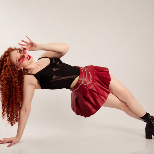 Bea Duarte leva o show “Quase Acústico” ao Sesc Ribeirão Preto em apresentação gratuita