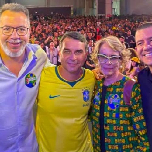 Pré-candidato apoiado por Flávio Bolsonaro é detido com fuzil e enfrenta possível desistência na corrida pelo Senado