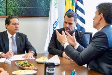 Republicanos em Minas criticam e desestabilizam candidatura de Cleitinho, que enfrenta luto pela perda do irmão: “retroscessos constantes