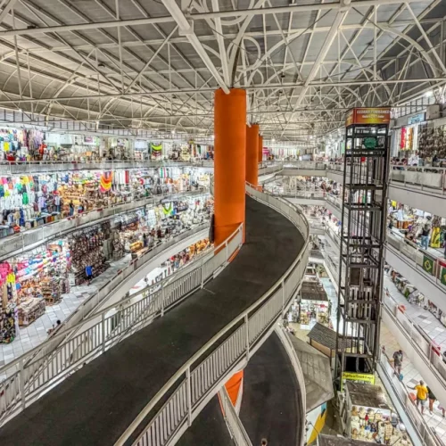 Novo pacto define regras para atividades comerciais em feriados
