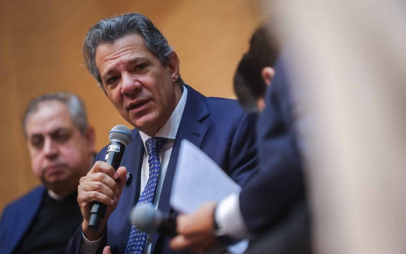 Haddad solicita esclarecimentos de Tarcísio de Freitas sobre intervenção policial inusitada