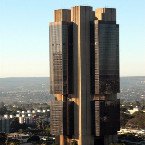 Banco Central reduz a taxa Selic para 14% ao ano em mais uma ação de política monetária