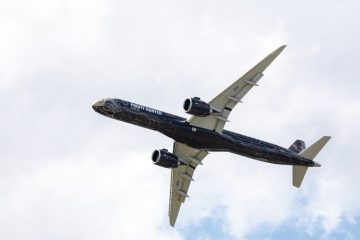 Imposto Seletivo pode encarecer aeronaves em 6,5%, diz Embraer