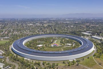Chefe da App Store deixa o comando após pressão da Apple por mais lucro