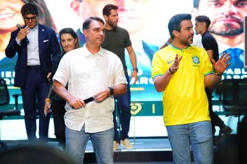 Medidas de austeridade de Flávio Bolsonaro podem levar Brasil a um cenário de recessão