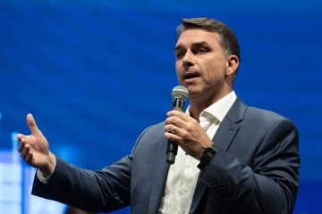Futuro do ECA Digital em xeque com a possível eleição de Flávio Bolsonaro, adverte especialista jurídico