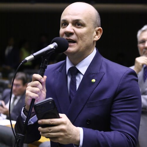 Cabo Gilberto compara crescimento da extrema direita no Brasil à ascensão do nazismo na Alemanha